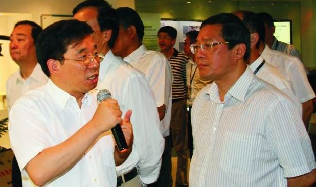 中央政治局常委、中央书记处书记蔡奇-向导眷注-J9旗舰厅通讯——天下和你更近